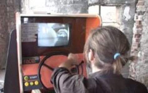 Racer – uzaktan kumandalı arabayı, bilgisayar oyununa çevirmek!