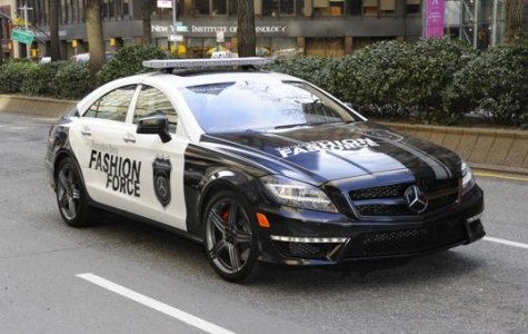 Mercedes’ten gerçek Fashion Police aracı