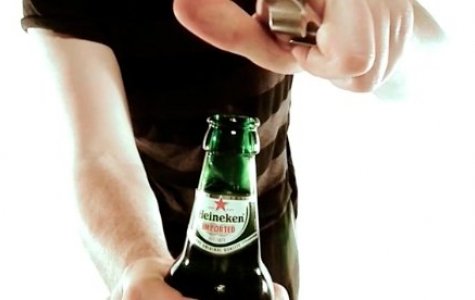 Heineken – Facebook etkileşimli Bluetooth şişe açacağı
