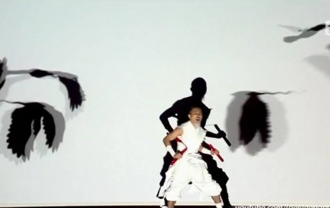 Black Sun: Dans Koreografili Motion Projection