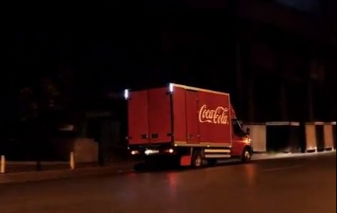Coca-Cola Şimdi de Sergen Yalçın’la Halı Sahada Sürpriz Peşinde