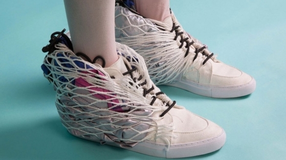 Pop-up Çadıra Dönüşen Ayakkabı