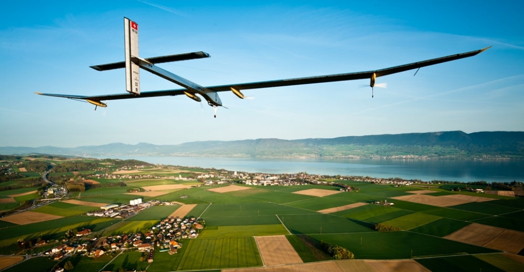Yere İnmeden Dünyayı Dolaşacak Çevreci Uçak: Solar Impulse [Cannes Lions 2014]