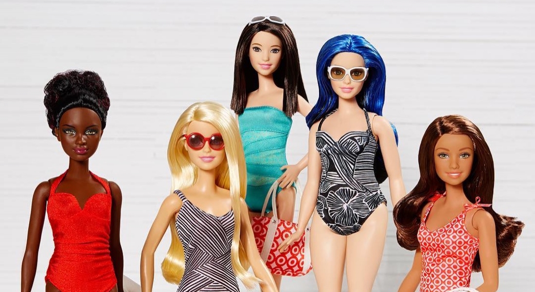 Target, Farklı Vücut Tiplerine Uygun Yeni Mayolarını Barbie’yle Tanıttı