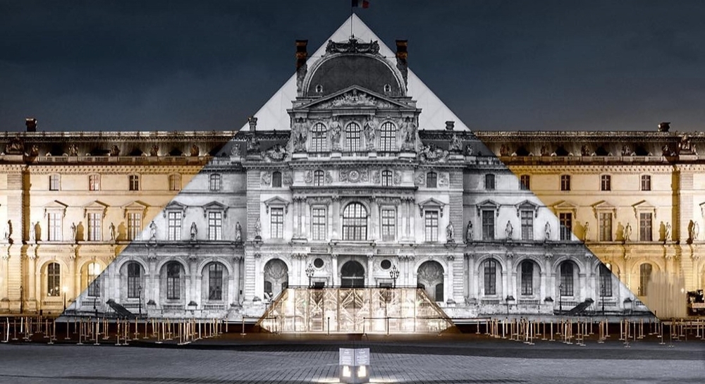 JR, Louvre’un Simgesi Cam Piramidi Kaybetti