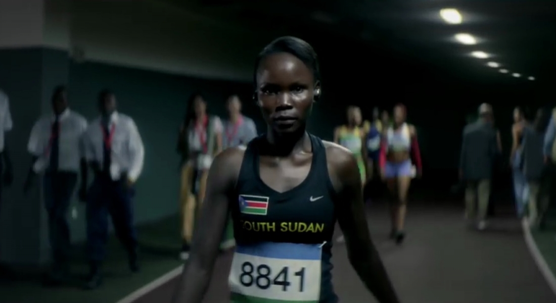 Samsung İlk Kez Olimpiyatlara Katılan Güney Sudanlı Atletin Yanında