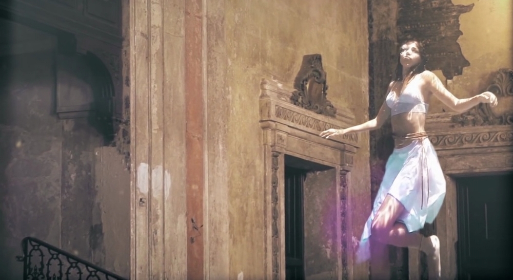 İçsel Bir Yolculuğu İşleyen Müzik Videosu: Bassnectar – Reaching Out