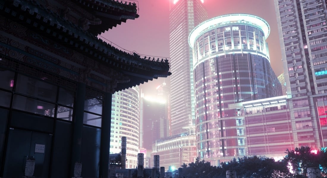 Çin’in Neon Sokaklarından Tekinsiz Gece Fotoğrafları
