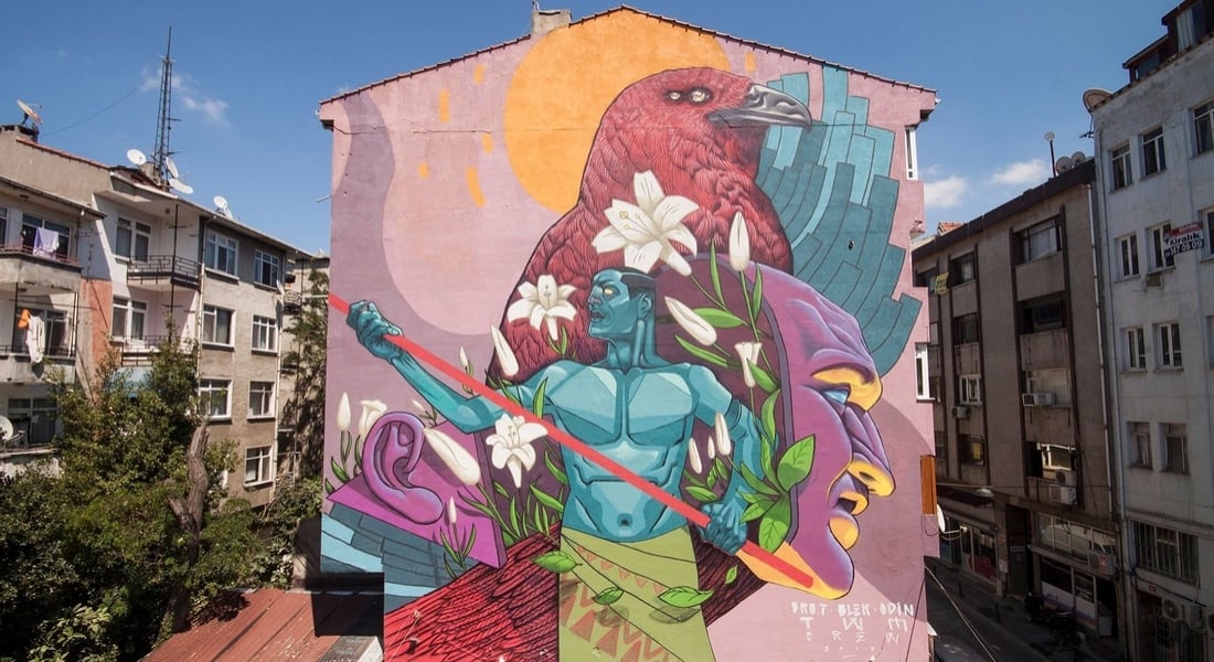 Boyaları Dökülene Kadar Kadıköy’ü Süsleyecek Yeni Duvar Resimleri