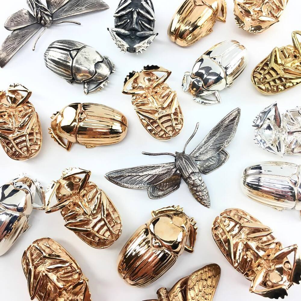 Bilim İnsanından Fosil Heykelleri