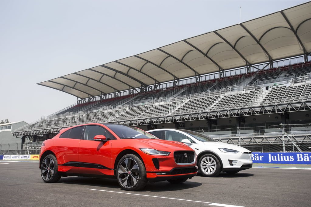Jaguar’ın Yeni Elektrikli SUV’si I-PACE, Tesla Model X’ten Daha Hızlı!