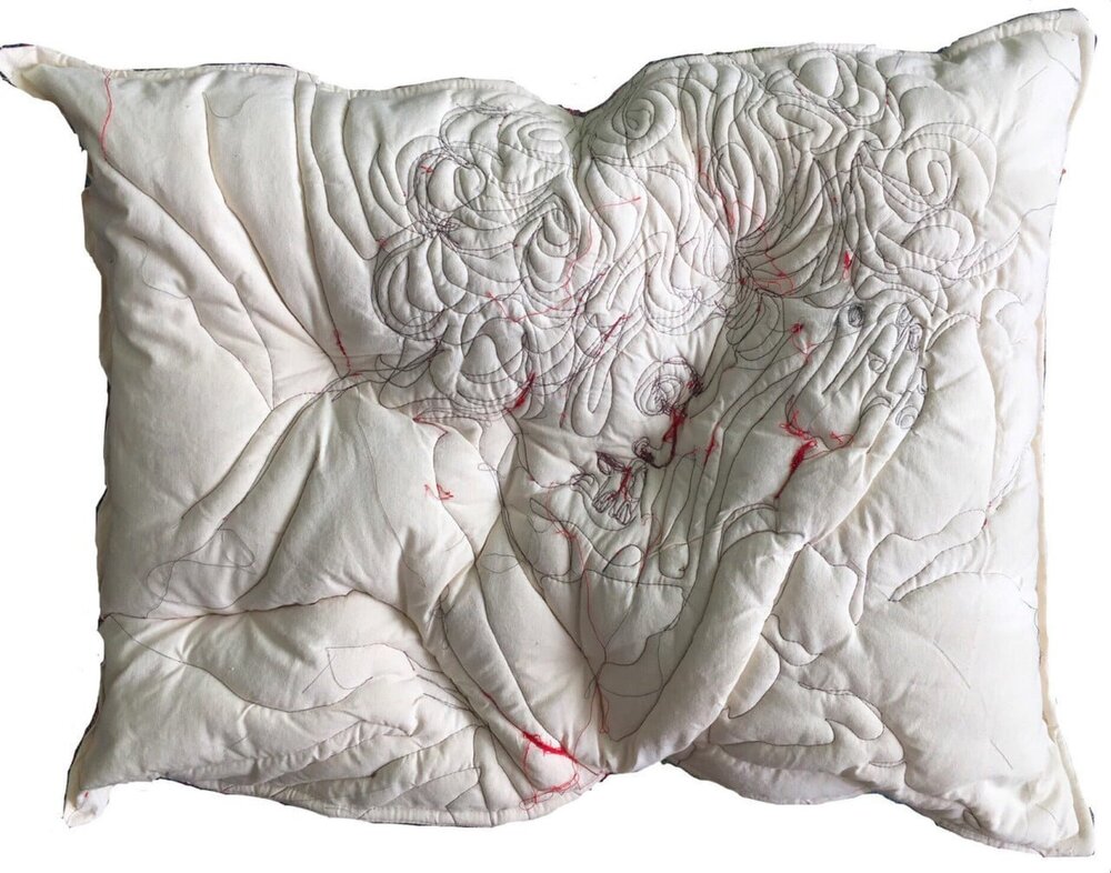 Sleep Series: Yastıklara İşlenmiş Uyku Portreleri