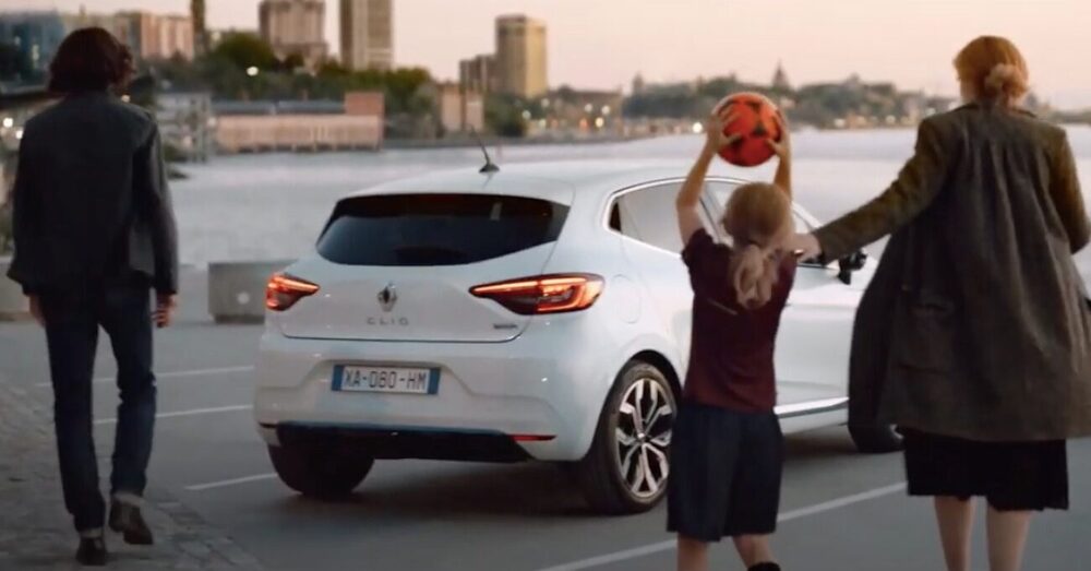 Clio ile Yeni Hikayelere