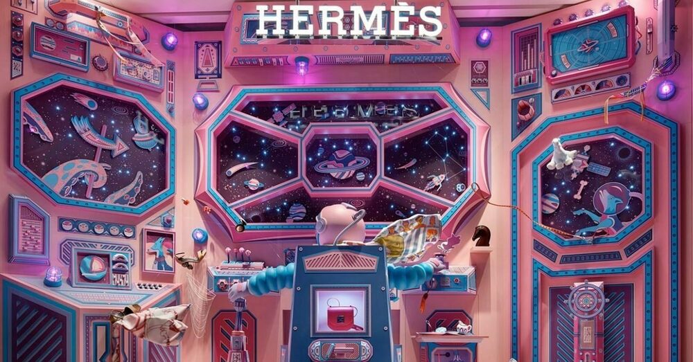 Hermès Vitrininde El Yapımı Uzay Gemisi