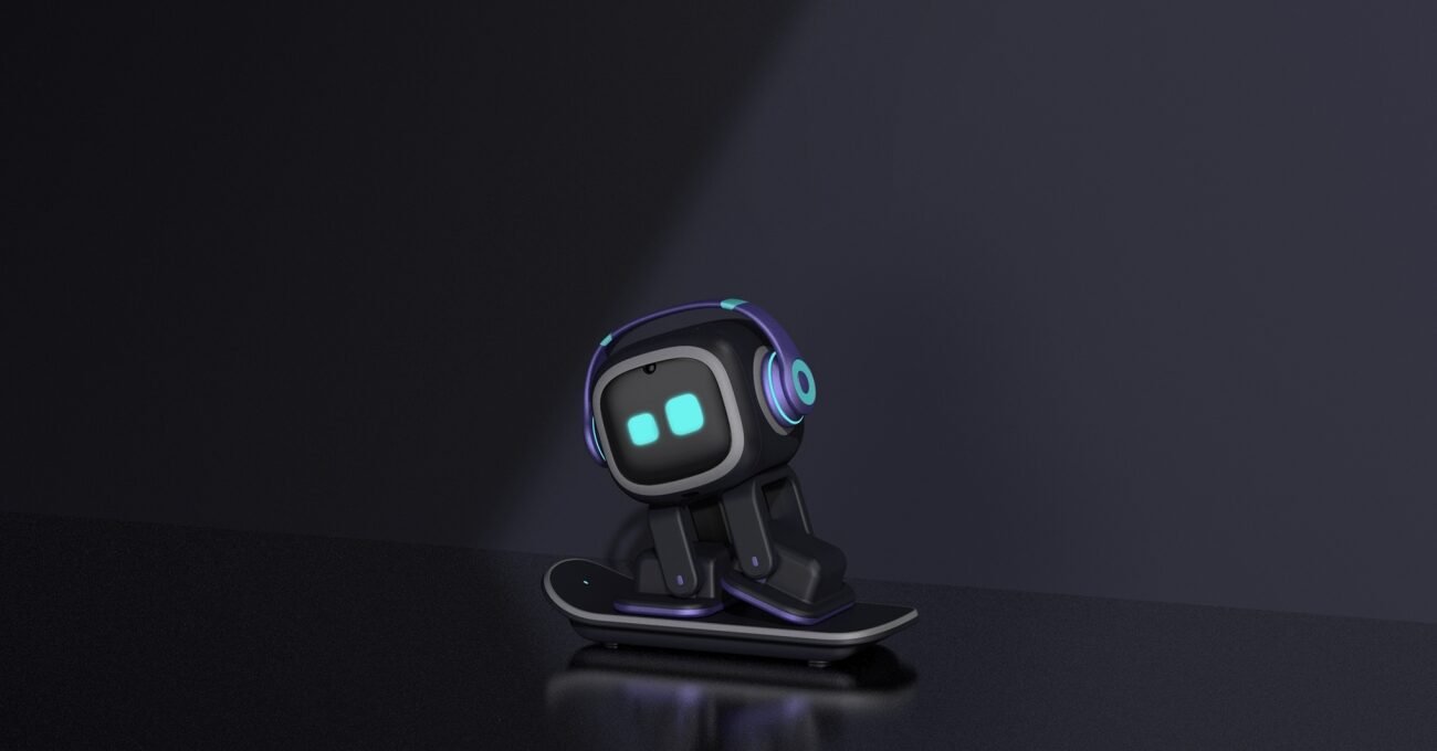 Masanızın Üstünde Size Eşlik Edecek Muzip Robot