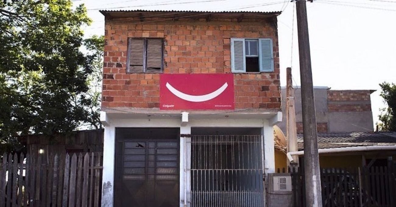 Gülümseyen Evler