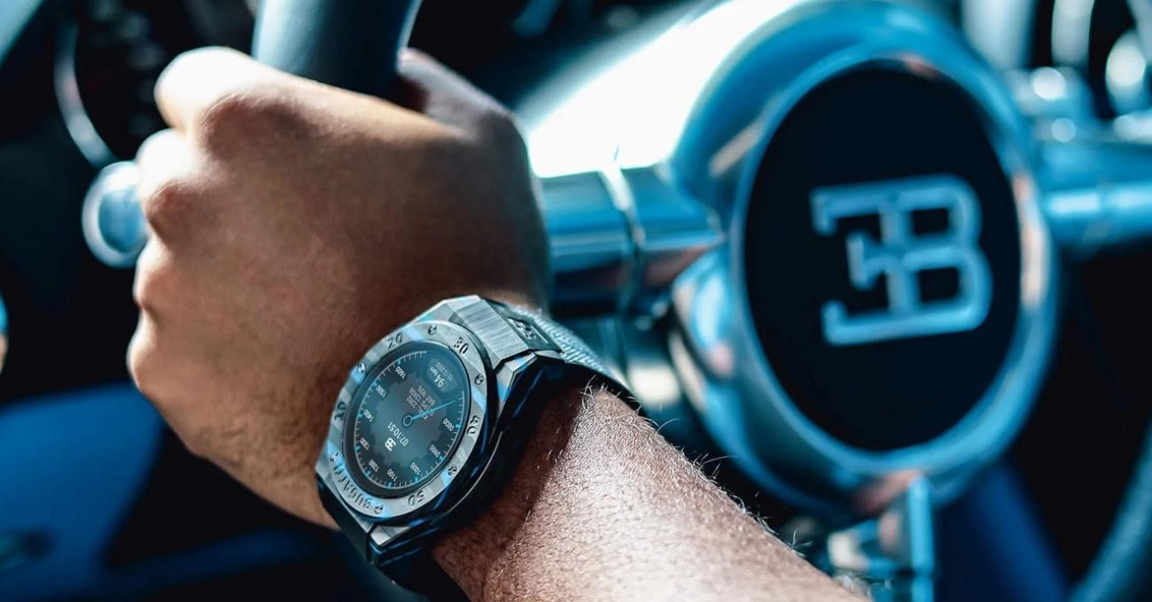 Bugatti’den Dünyanın İlk Karbon Fiber Akıllı Saati