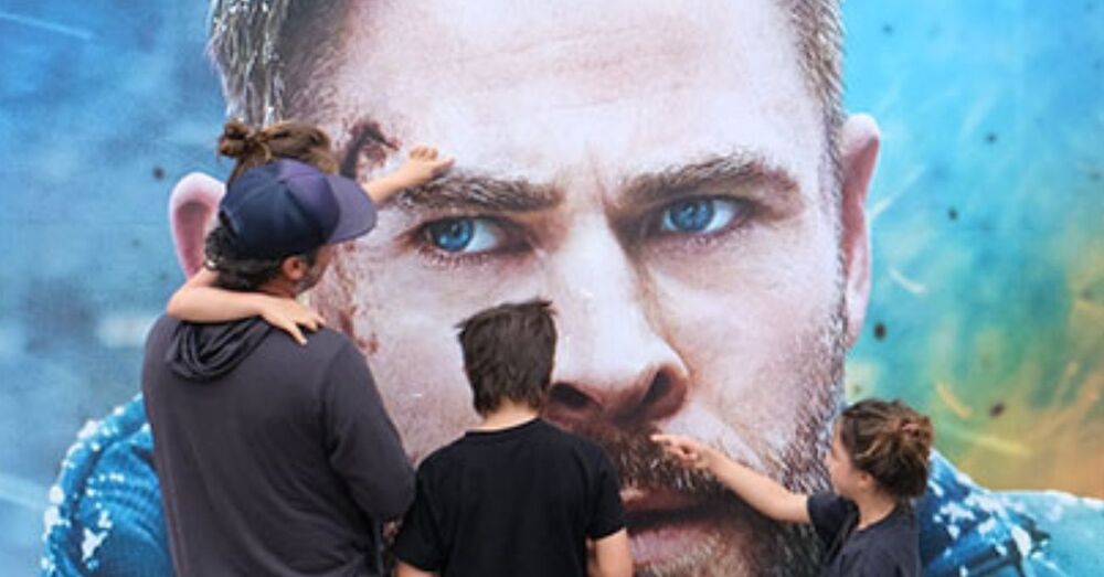 Netflix’in Terleyen Reklam Panoları