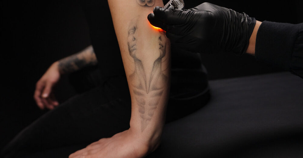 İsteğe Bağlı Olarak Görünüp Kaybolabilen ‘Sihirli’ Dövmeler