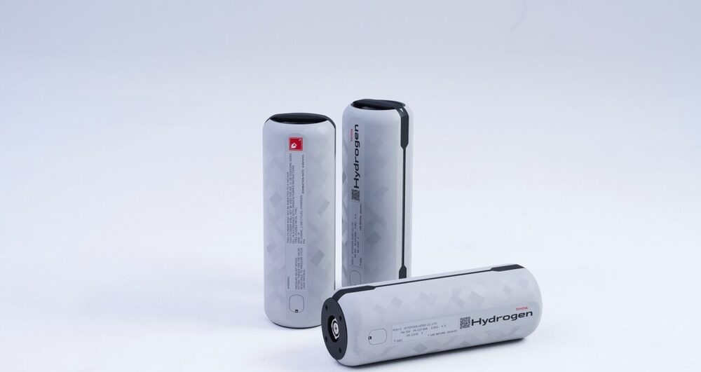 Toyota’nın Portatif Hidrojen Kartuşu Uzak Konumlarda Kolay Enerji Sağlıyor