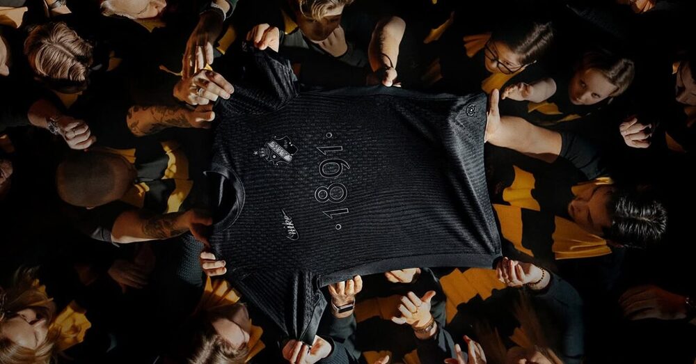 Futbol Kulübü AIK Sevdası Resmi Din Olarak Kabul Edildi