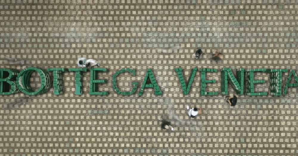 Bottega Veneta Logosuna Saklanmış Şiirler