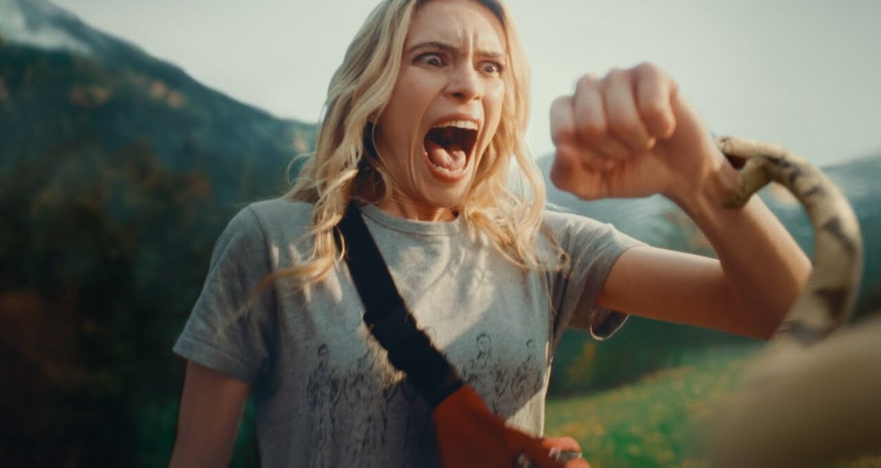 Columbia Modellerinin Dayanıklılığını Çetin Maceralardan Sağ Çıkarak Ölçüyor