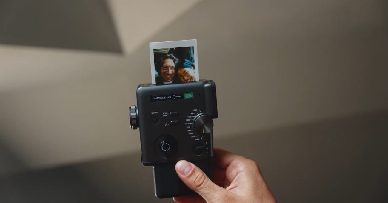 Instax mini Evo Cinema: Nesiller Boyu Video ve Fotoğraflarla Hibrit Anlık Kamera