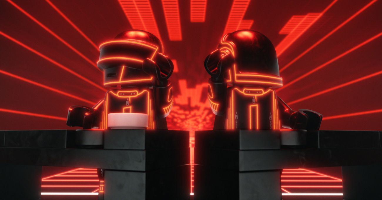 Daft Punk’ın Efsanevi Piramit Sahnesi LEGO Setine Dönüşüyor